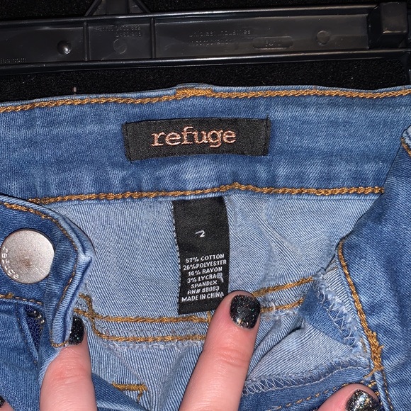 Cute distressed high waist refuge jeans - Picture 5 of 5